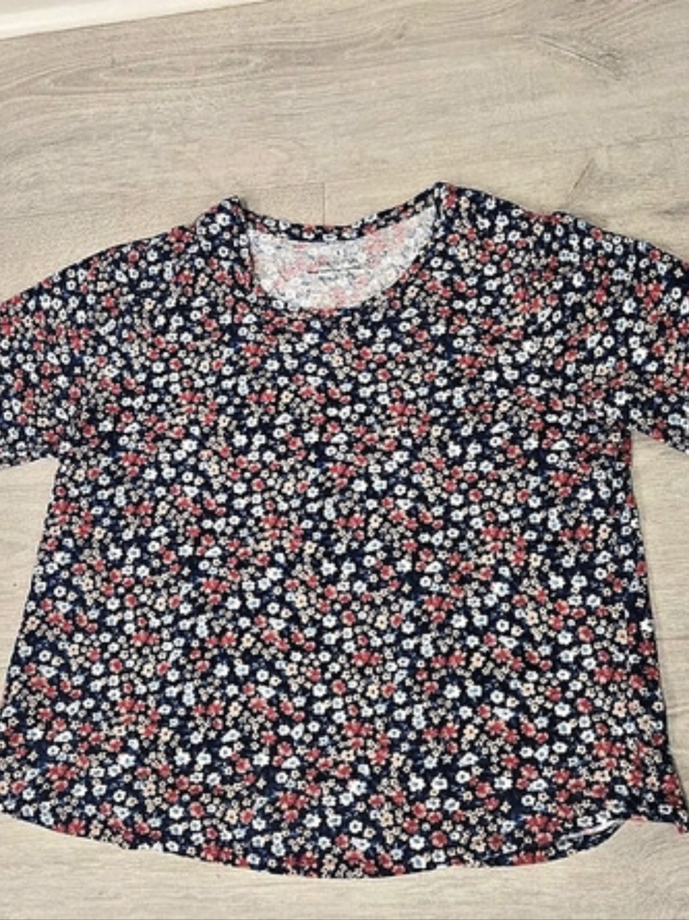 Miladys Floral Cotton Top in Blue & Red Size Large